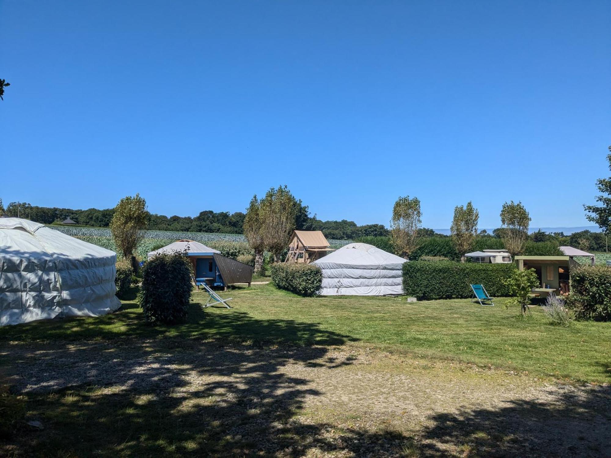 Camping Kerlaudy Mer Et Yourtes Plouénan Exterior foto